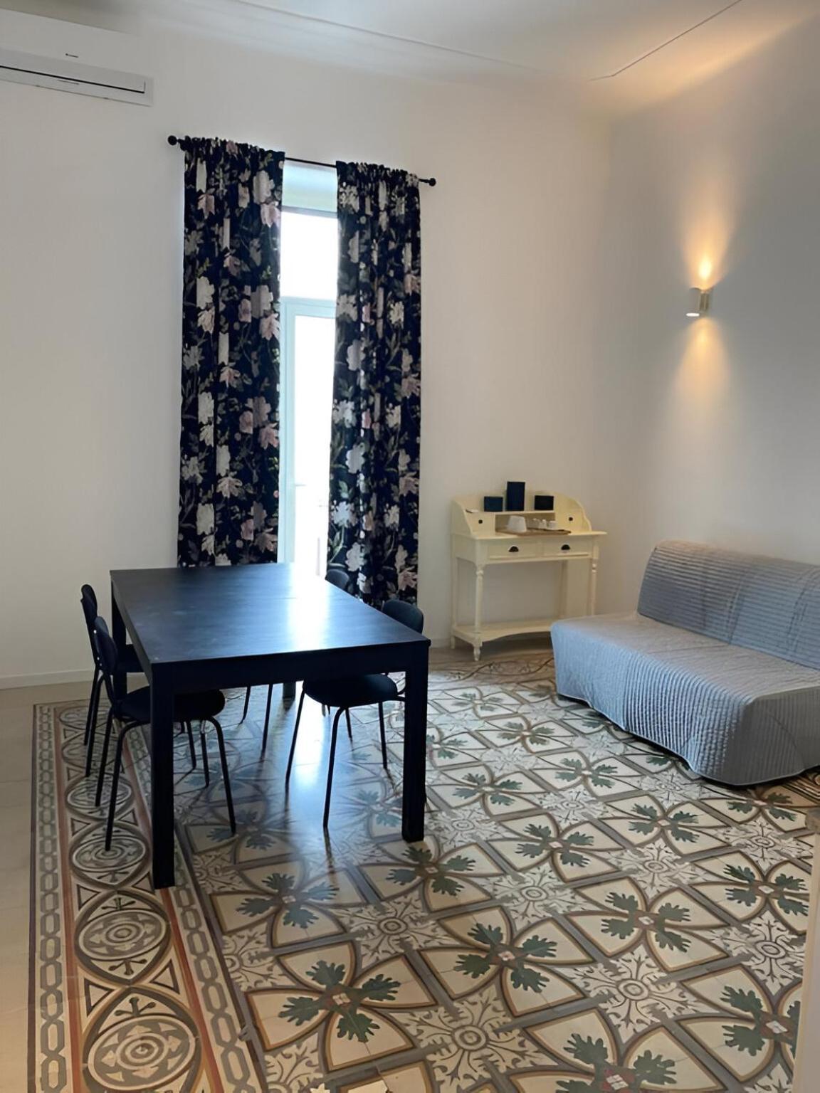 Bari Landlord 242 - Central Station Apartments Exteriér fotografie